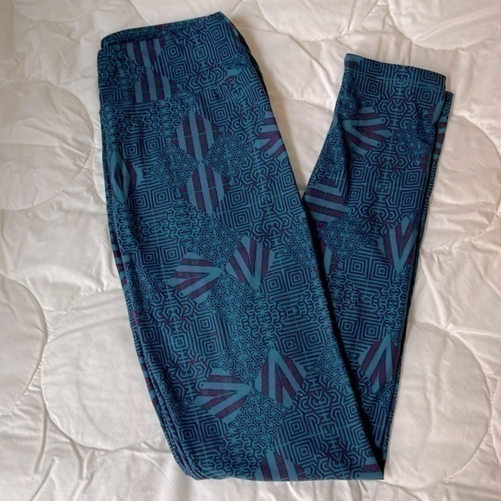 LuLaRoe Geometric Print Leggings OS